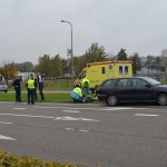 Motorrijder naar ziekenhuis na ongeluk met auto op de Kilweg in Barendrecht