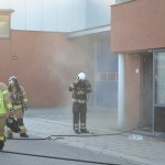Gebouw gevuld met rook bij brand in bedrijfspand aan de Aalborg in Barendrecht