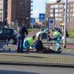 Fietser door auto geschept op de Portlandsebaan in Barendrecht (Carnisselande)