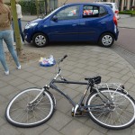 Fietser door auto aangereden op kruising Leeuwenburg / Konijnenburg in Barendrecht