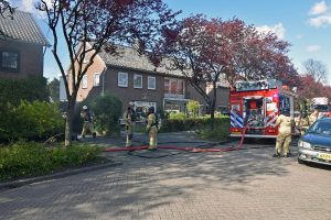 Keukenbrand in woning aan de Nassaustraat: Kat uit woning gered