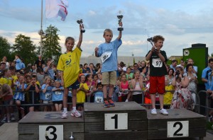 Scholenkampioenschappen hardlopen op sportpark de Bongerd, Barendrecht
