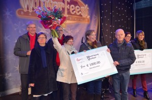Wereldwinkel wint Waarderingsprijs Vrijwilligers tijdens Winterfeest Barendrecht 2014