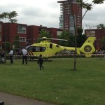 Traumahelikopter voor medische noodsituatie naar het Middeldijkerplein in Barendrecht (Carnisselande)