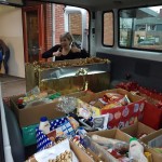 OBS De Driehoek maakt kerstpakketten voor de Voedselbank Barendrecht