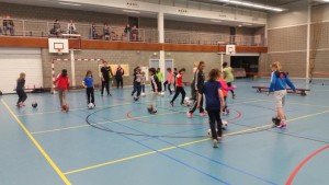 50 meiden doen mee aan Girls Only Sportinstuif in Barendrecht