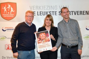 Tennisvereniging Barendrecht verkozen tot leukste sportvereniging 2015 in de gemeente Barendrecht