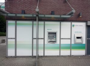 Pinautomaat ABN Amro aan de Henry Dunantlaan gepoogd open te breken