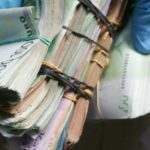 Onderzoek naar grootschalige drugshandel: 2 arrestaties bij woninginval in Barendrecht